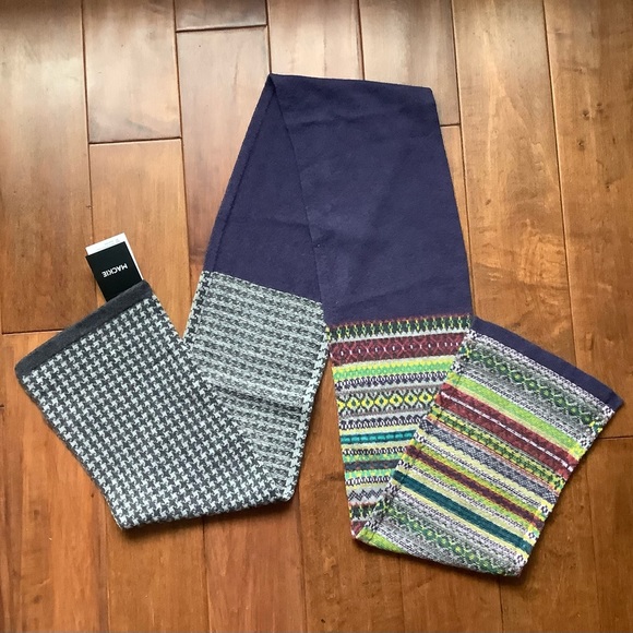 ROBERT MACKIE Scarf, Hat and Gloves Set - Picture 2 of 4